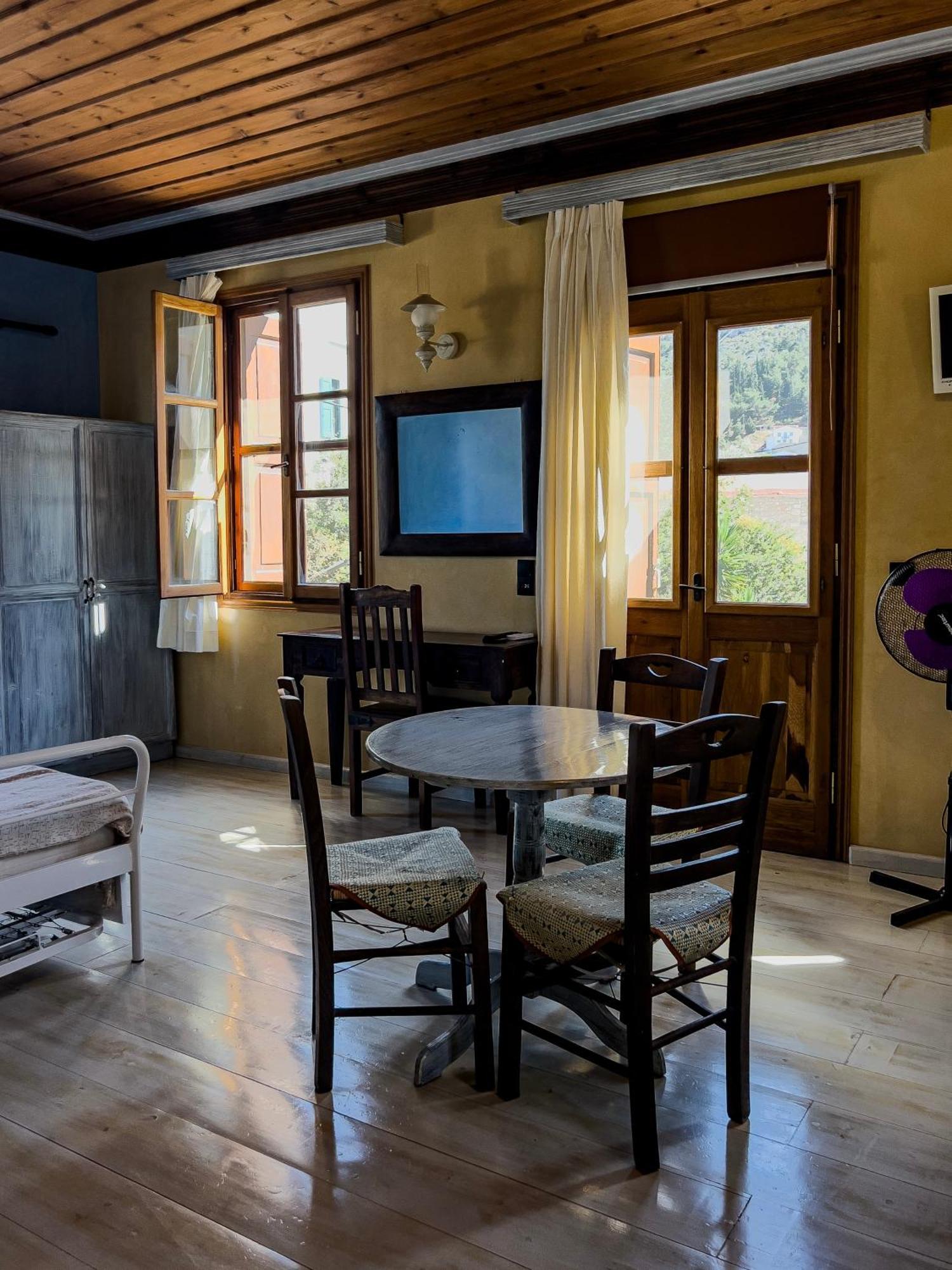 Agnanti Studios Meyísti Kamer foto